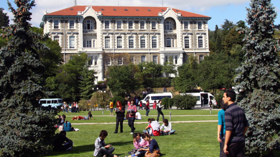 Üniversite adayları dikkat: Bugün son gün!