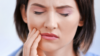 Sigara dişlerin en büyük düşmanlarından biri!