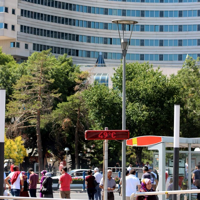 Bazı kamu çalışanlarına sıcak hava izni verildi