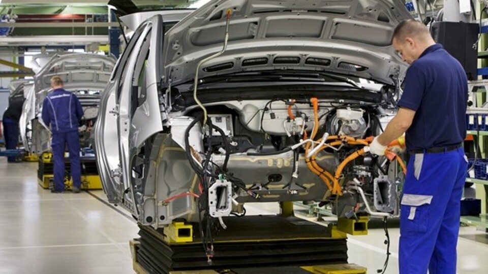 Otomotivde ithaller azalıyor yerliler artıyor