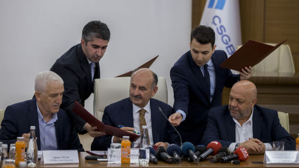 Toplu iş sözleşmesi imzalandı