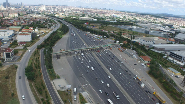 Dikkat! 4 şerit trafiğe kapatıldı