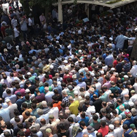 Suriyeli anne ve 10 aylık bebeği gözyaşlarıyla uğurlandı