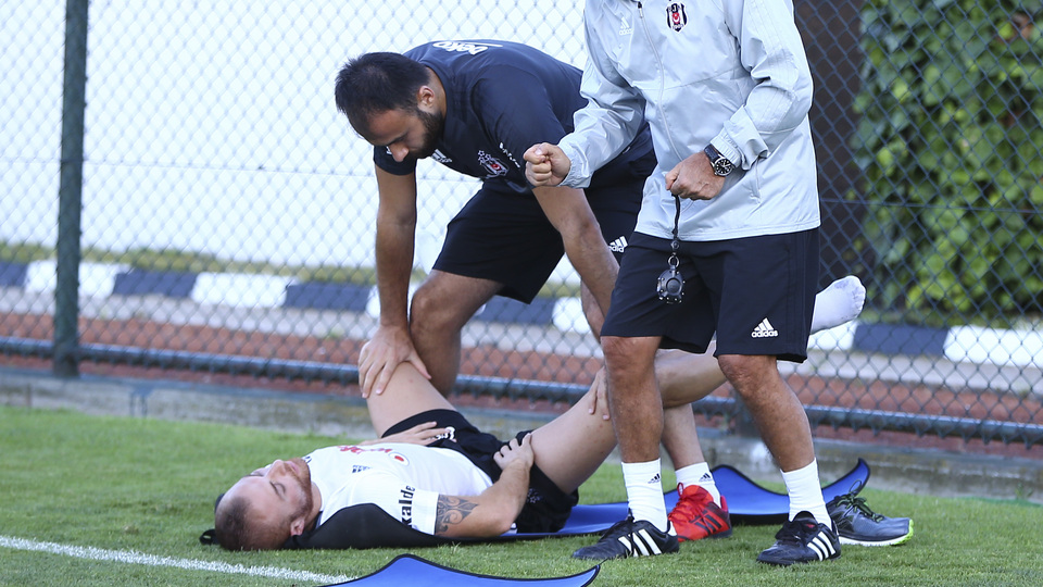 Gökhan Töre'den kara haber!