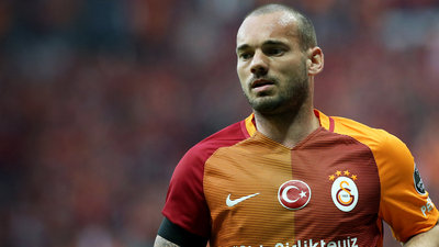 Sneijder G.Saray'ın kararını duyurdu