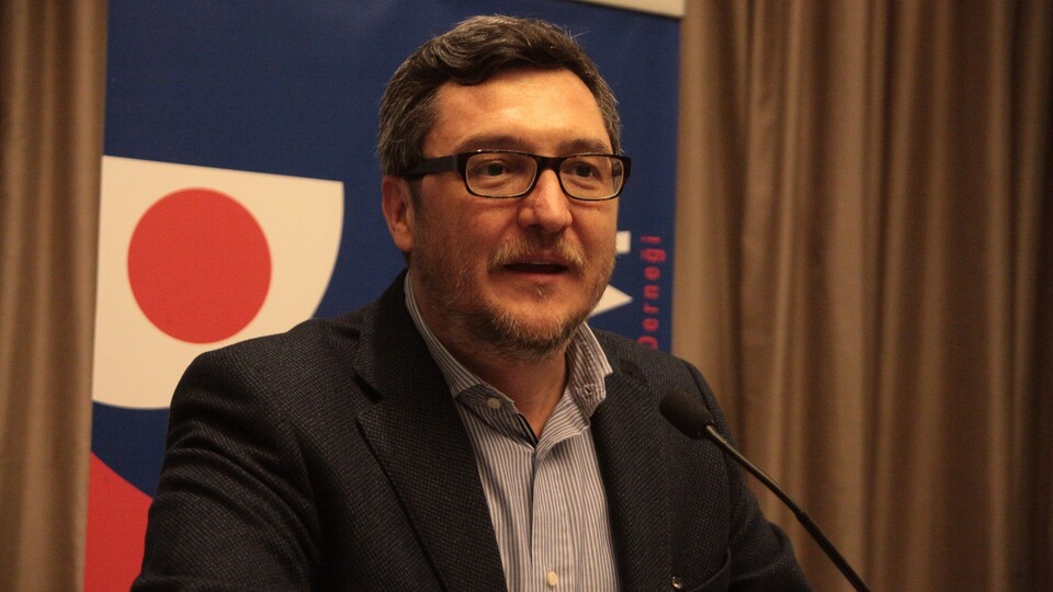 İki üniversiteye FETÖ operasyonu! Koray Çalışkan da gözaltında