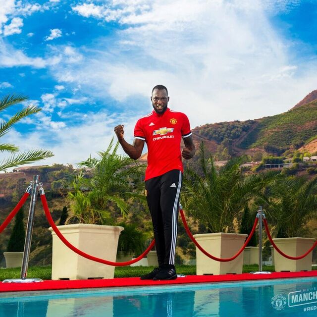 Lukaku imzayı attı!