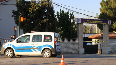 Cinnet getiren asker, 3 askeri şehit edip intihar etti! 3 asker de yaralı