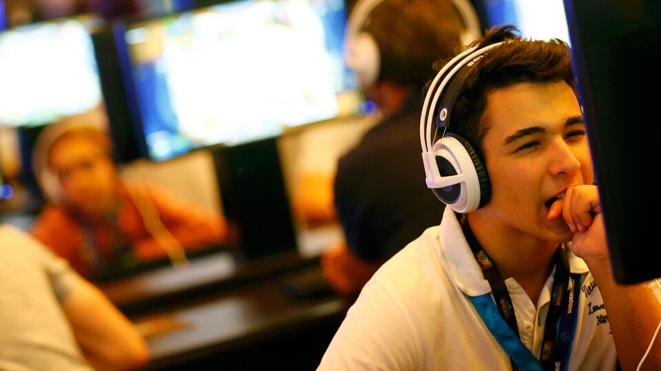 Kumar ve hile çıkmazındaki Steam'den rekor yasak!
