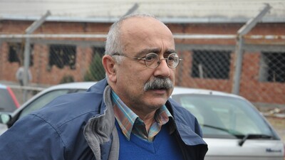 Sevan Nişanyan, Foça Açık Cezaevi'nden firar etti!