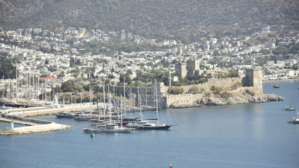 12 ay yaşayan Bodrum
