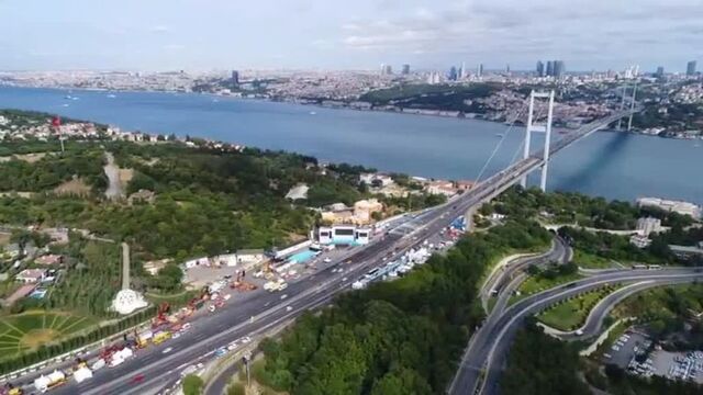 1 yıl sonra meydanlar yine doldu