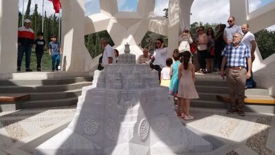 "Şehitler Makamı"na yoğun ilgi