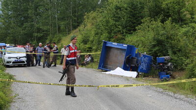 Öğrencilerin bindiği patpat devrildi: 1 ölü, 5 yaralı