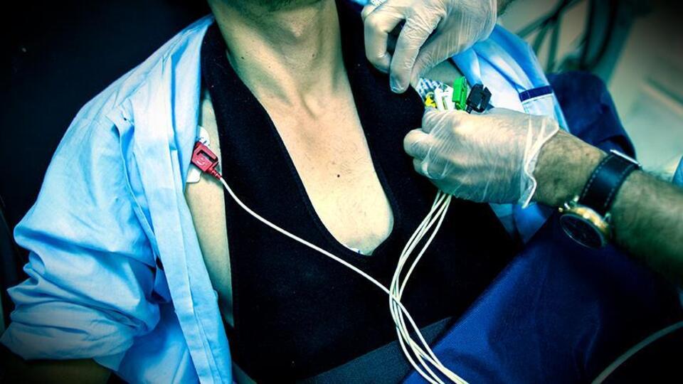 Bu belirtilere dikkat! Kalp kriziyle karıştırılıyor...