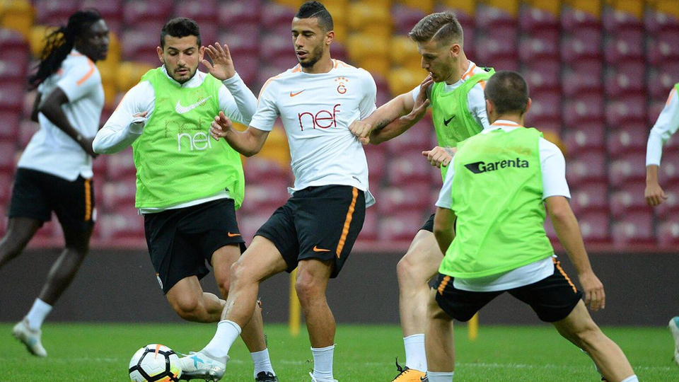 Belhanda takımla birlikte çalıştı!