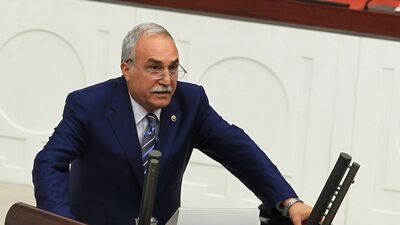 Ahmet Eşref Fakıbaba kimdir?