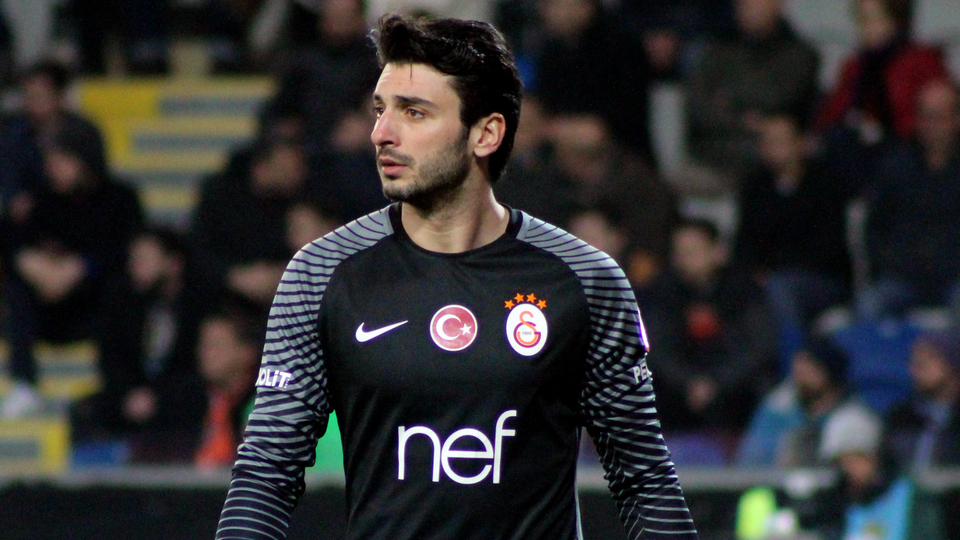 G.Saray Cenk'in transfer detaylarını açıkladı