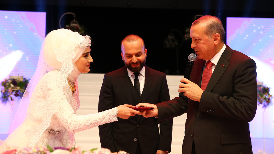 Cumhurbaşkanı Erdoğan nikah şahidi oldu