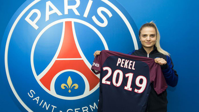 Milli golcü PSG'ye transfer oldu