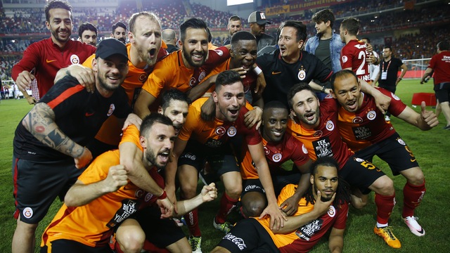 Denayer'de sıcak gelişme!
