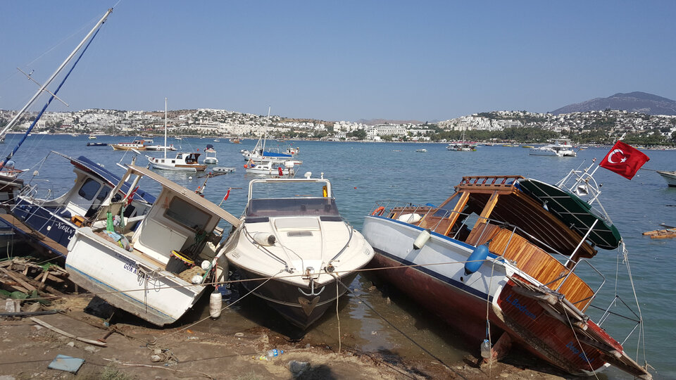 Tsunami nedir? Nasıl oluşur?