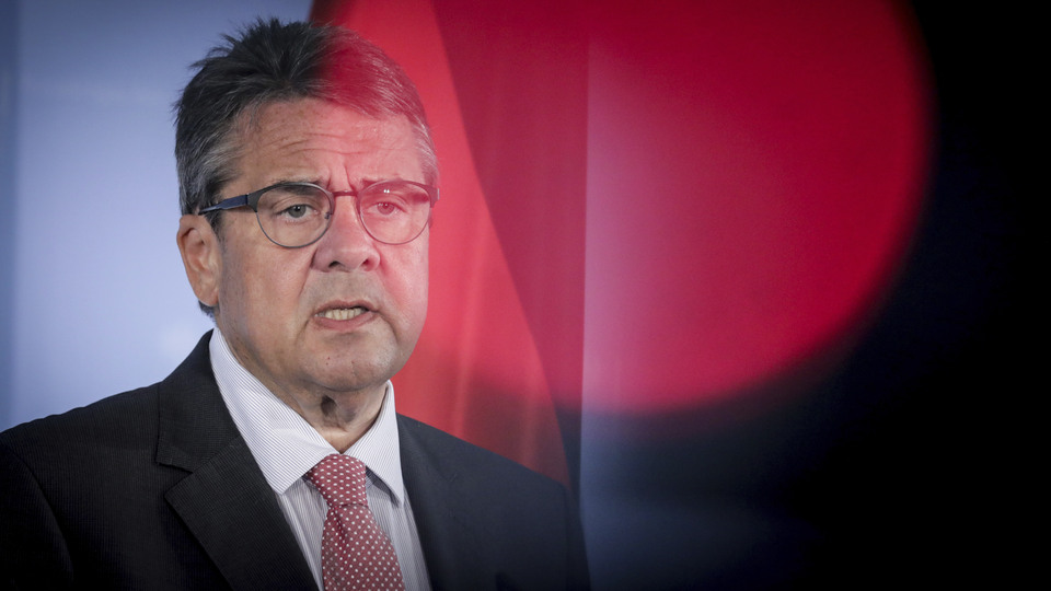 Alman Bakan'dan Türkçe mesaj: Sevgili Türk hemşerilerim