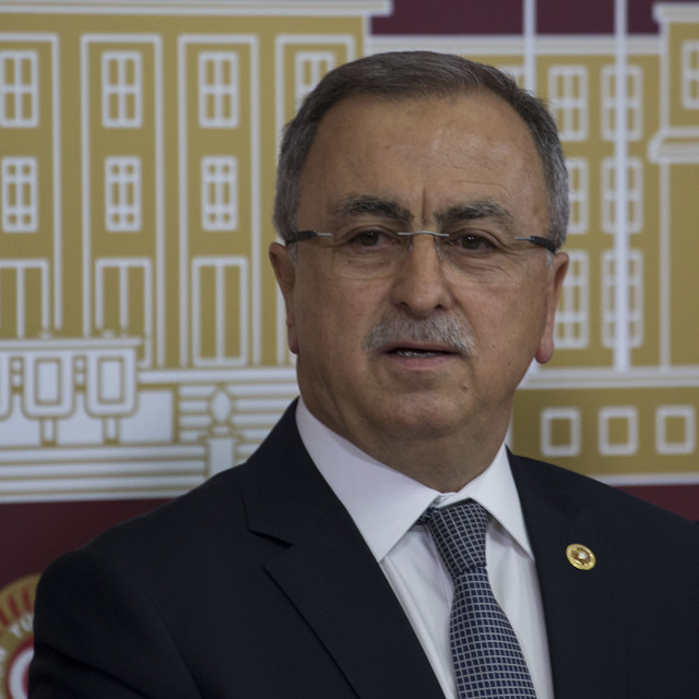 Reşat Petek: CHP neden fikir değiştirdiğini açıklamalı