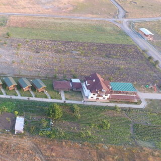 Mühendisliği bıraktı, tatil köyü kurdu