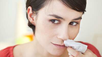 Burun kanamaları ikiye ayrılıyor! Eğer kanama tazyikli ve yoğunsa...