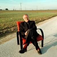 41 milyar doları vardı ama 4000 dolarlık araba kullandı