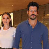 Burak Özçivit: Çekimleri yarıladık