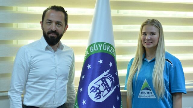 Bursa Noskova'yı transfer etti