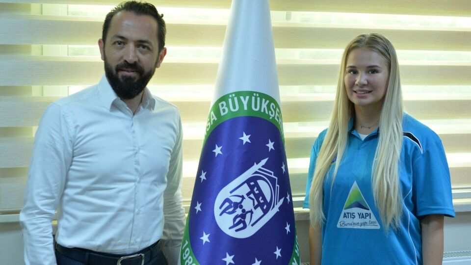 Bursa Noskova'yı transfer etti