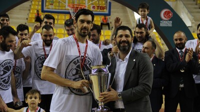 Kerem Gönlüm imzayı attı