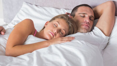 Uzmanlardan "sırtüstü uyuyun" önerisi! Eğer böyle yatarsanız...