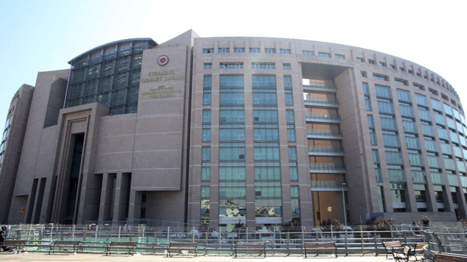 Cumhuriyet gazetesi davasında 3. gün savunmaları