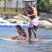 Ali Sunal'dan kürek sörfü