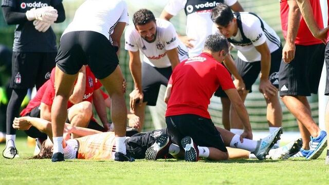 Beşiktaş'ta sakatlık şoku! Bağları koptu