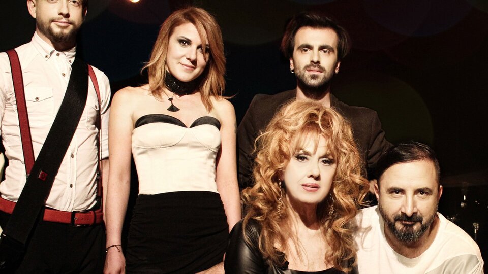 'Rock müziğe uzak kalamadım'