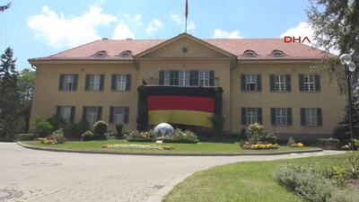 Almanya Büyükelçiliği'ne icra takibi başlattılar!