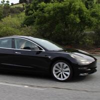 Fiyatı yarı yarıya düştü