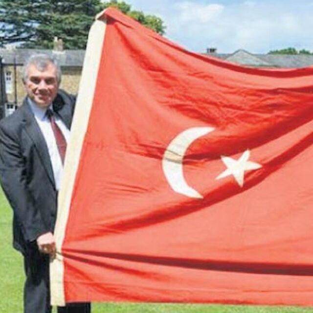 Osmanlı bayrağına orijinallik sorgusu! İngiltere teslim etmişti