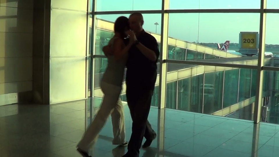 Atatürk Havalimanı'nda tango şov