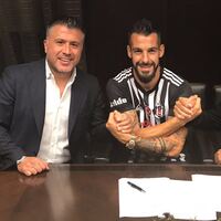 İmza töreni Vodafone Park'ta