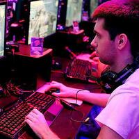 'Gençlerin yüzde 3,6'sı internet bağımlısı'