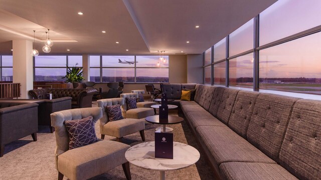 Lounge'lar ekonomi yolcusuna da açılıyor