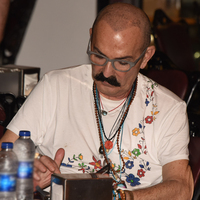 Cemil İpekçi saç ektirdi