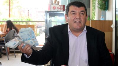 Elinde desteyle geldi! "Ben züğürt ağa değilim"