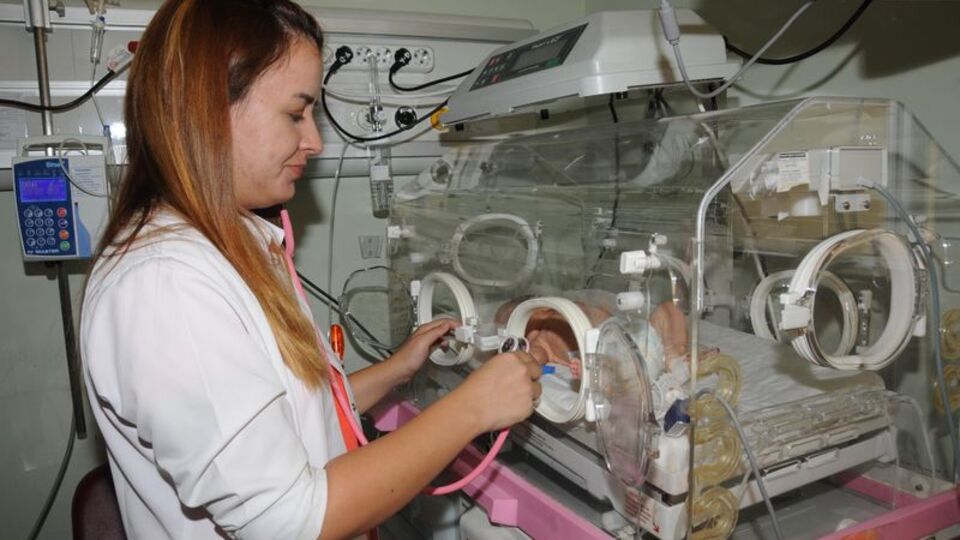 7 günlük bebeğe kan değişimi yapıldı